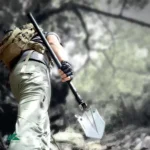 Multi Functional Folding Shovel10